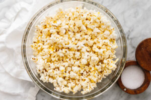 How to Make Popcorn Without Microwave Oil
